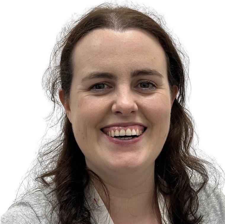 Lois No background e1736241276765